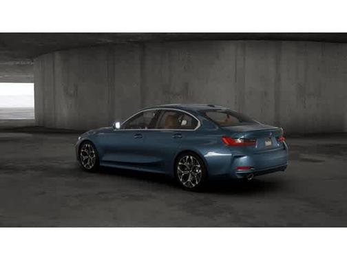 2025 BMW 330 i xDrive