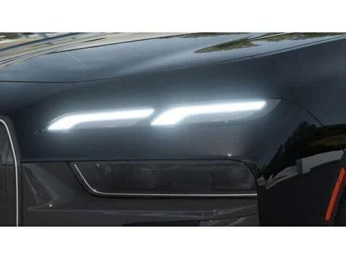 Black Sapphire Metallic 2026 BMW 740 xDrive