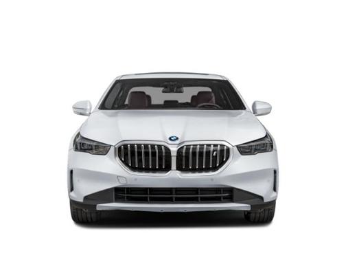 Black Sapphire Metallic 2027 BMW i5 xDrive40