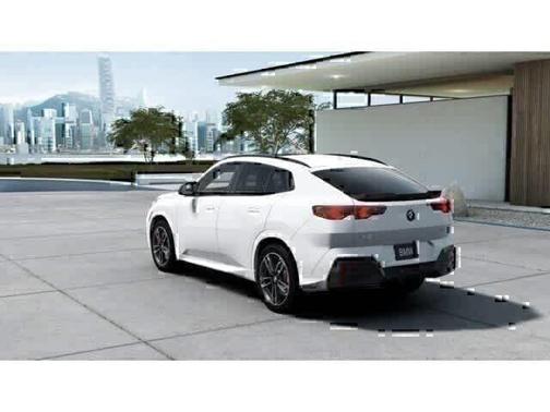 Alpine White 2026 BMW X2 xDrive28i