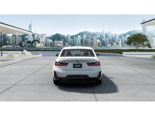 2026 BMW 330 i xDrive