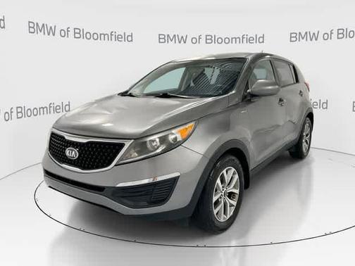 Mineral Silver 2015 Kia Sportage LX
