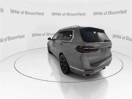 2024 BMW X7 xDrive40i
