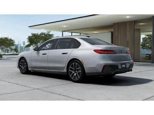 Brooklyn Grey Metallic 2026 BMW 740 xDrive
