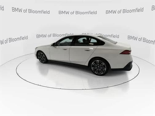 2024 BMW 530 i xDrive