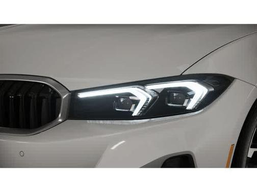 2025 BMW 330 i xDrive