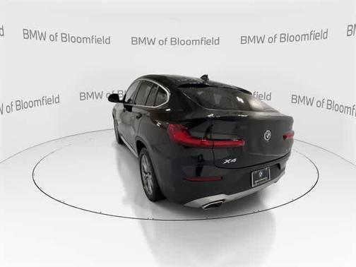 2025 BMW X4 xDrive30i