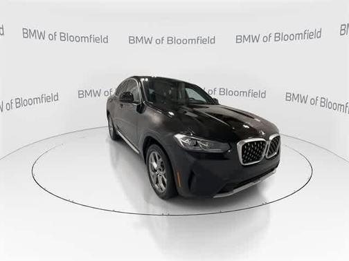 2025 BMW X4 xDrive30i