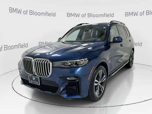 Phytonic Blue Metallic 2022 BMW X7 xDrive40i