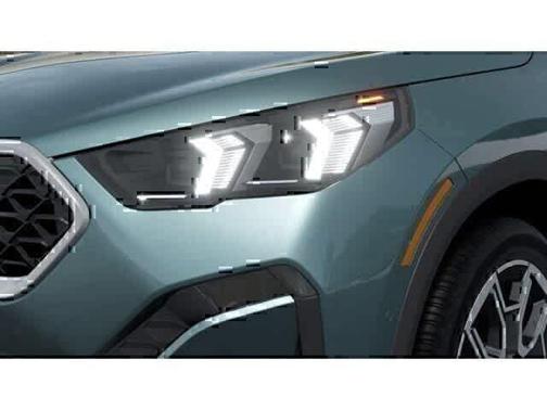 Cape York Green Metallic 2026 BMW X2 xDrive28i