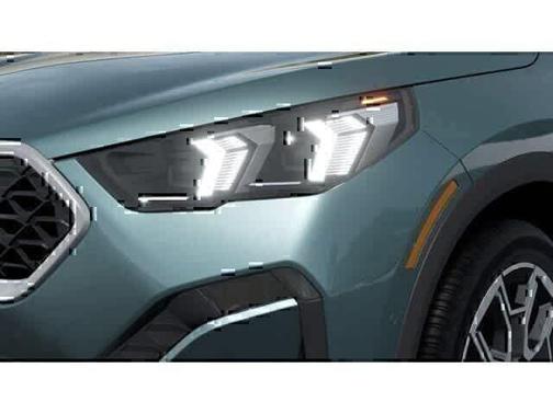 Cape York Green Metallic 2026 BMW X2 xDrive28i