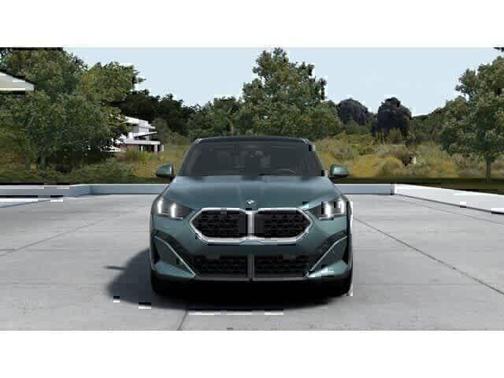 Cape York Green Metallic 2026 BMW X2 xDrive28i