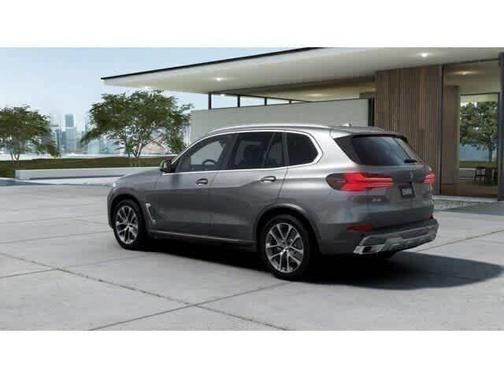 Skyscraper Grey Metallic 2026 BMW X5 xDrive40i