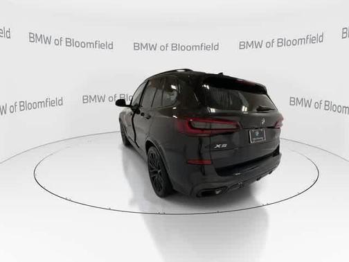 Black Sapphire Metallic 2022 BMW X5 xDrive40i