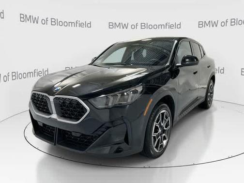 Black 2025 BMW X2 xDrive28i
