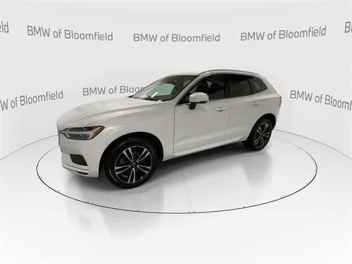 2020 Volvo XC60 T5 Momentum