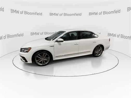 2017 Volkswagen Passat 1.8T R-Line w/Comfort