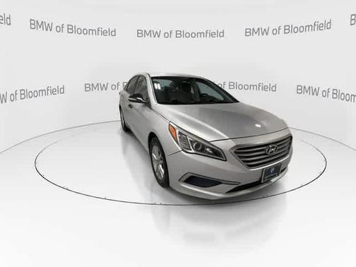 Symphony Silver 2017 Hyundai SONATA Base