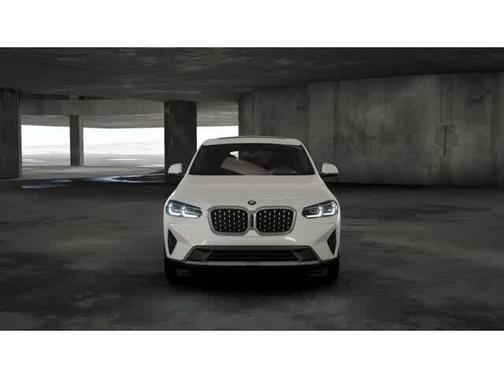 2025 BMW X4 xDrive30i