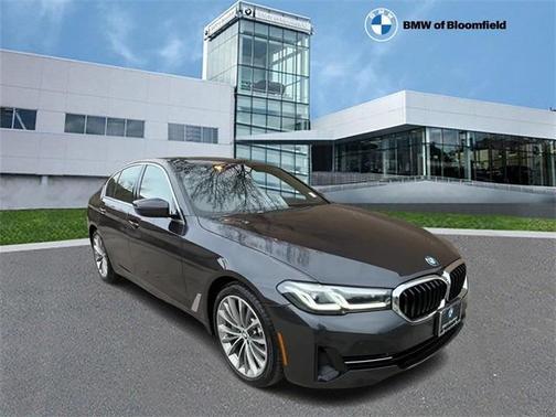 Dark Graphite Metallic 2022 BMW 530 i xDrive
