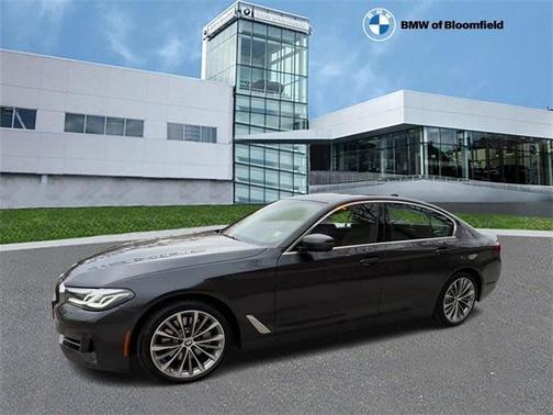 Dark Graphite Metallic 2022 BMW 530 i xDrive
