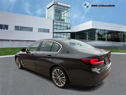 Dark Graphite Metallic 2022 BMW 530 i xDrive