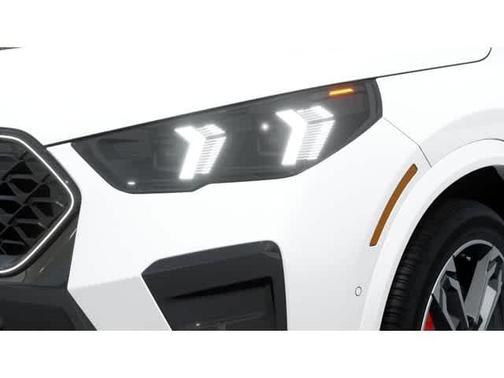 Alpine White 2026 BMW X2 xDrive28i