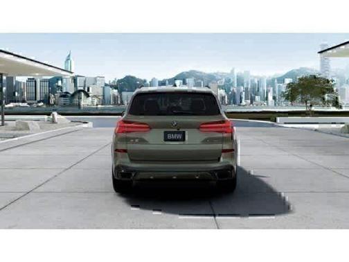 Manhattan Green Metallic 2026 BMW X5 PHEV xDrive50e