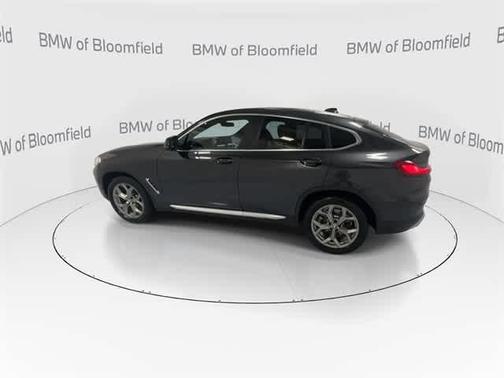 2025 BMW X4 xDrive30i