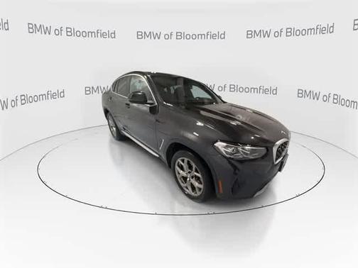 2025 BMW X4 xDrive30i