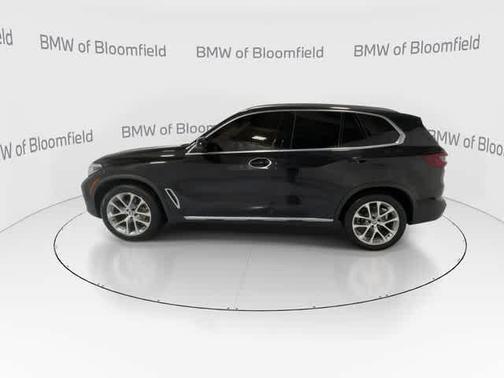 Black Sapphire Metallic 2022 BMW X5 xDrive40i