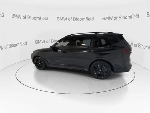 Black Sapphire Metallic 2024 BMW X7 xDrive40i