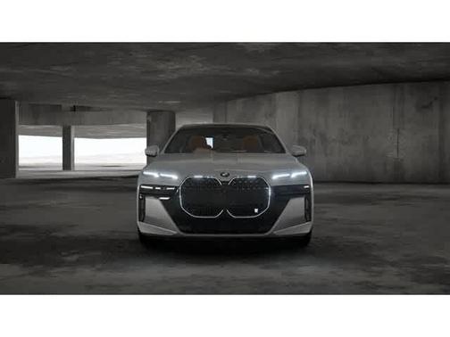 2025 BMW 740 i xDrive