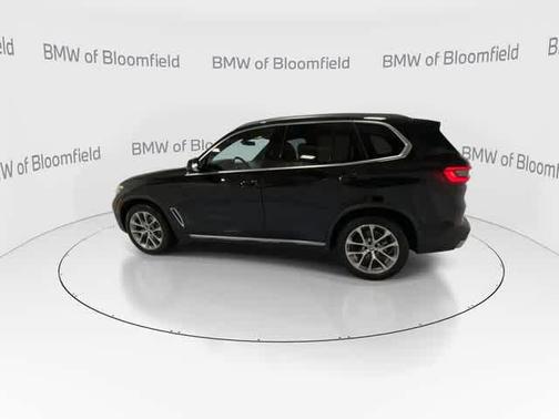 Jet Black 2022 BMW X5 xDrive40i
