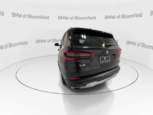 Black Sapphire Metallic 2019 BMW X5 xDrive40i