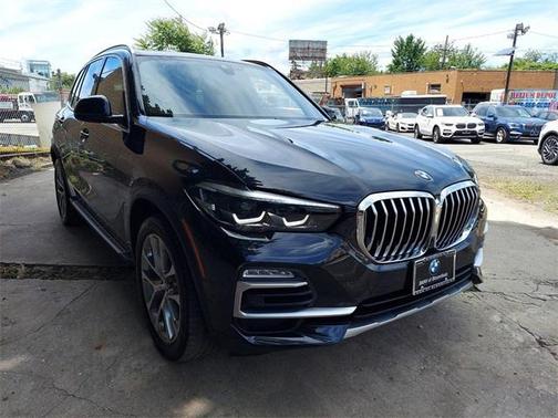 Black Sapphire Metallic 2019 BMW X5 xDrive40i