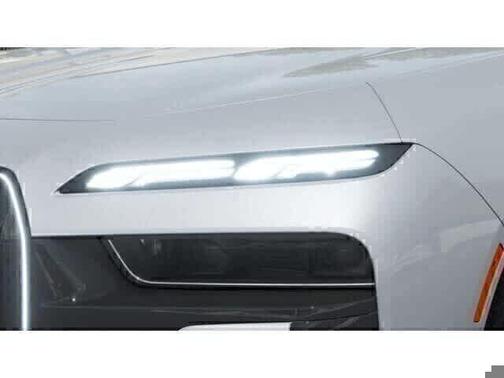 2026 BMW 760 xDrive