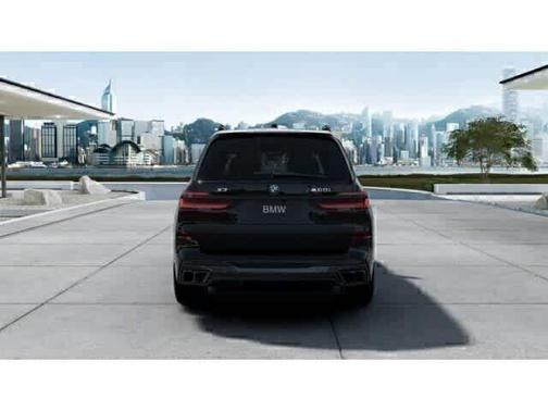 Black Sapphire Metallic 2027 BMW X7 M60i
