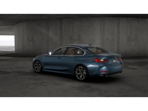 2025 BMW 330 i xDrive
