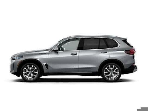 Skyscraper Grey Metallic 2026 BMW X5 xDrive40i