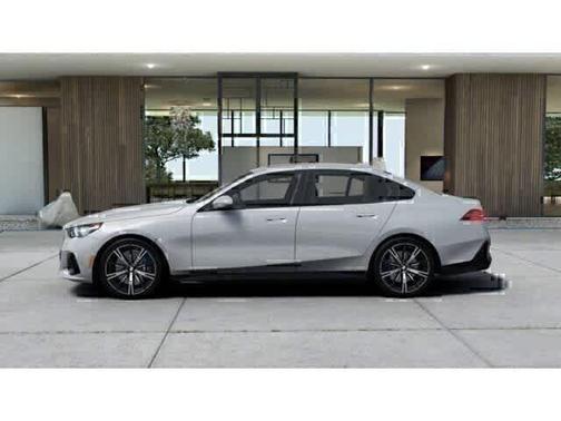 Brooklyn Grey Metallic 2027 BMW 530 i xDrive