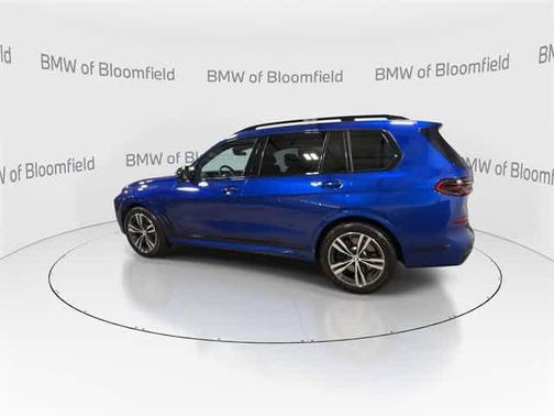 2025 BMW X7 M60i