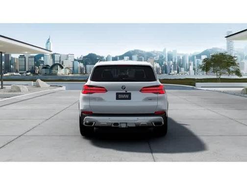 Mineral White Metallic 2026 BMW X5 xDrive40i