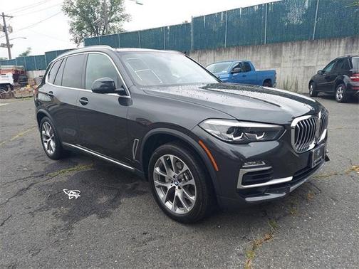 Photo 5 of 31 of 2019 BMW X5 xDrive40i