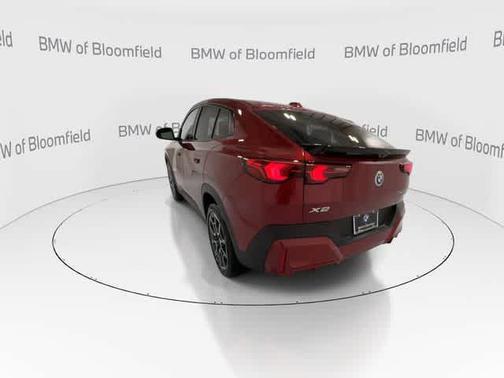 Vegas Red Metallic 2025 BMW X2 xDrive28i