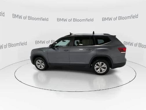 Platinum Gray Metallic 2018 Volkswagen Atlas 3.6L SE w/Technology