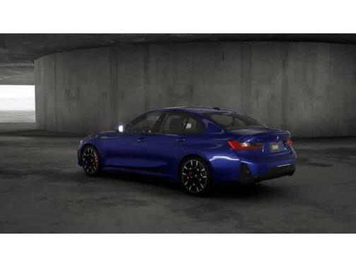 2025 BMW 330 i xDrive