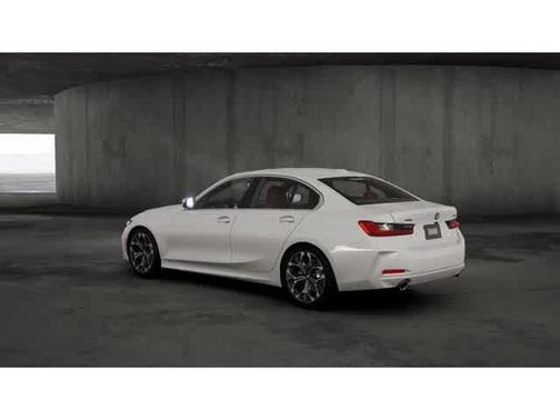 2025 BMW 330 i xDrive