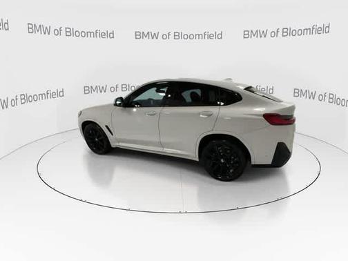 Alpine White 2024 BMW X4 xDrive30i