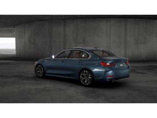2025 BMW 330 i xDrive